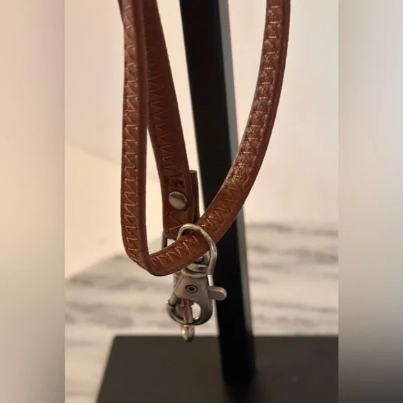 NWT Sakroots Spirit Desert Smartphone Wristlet Blue Paisley Crossbody Strap Inc - Picture 14 of 15